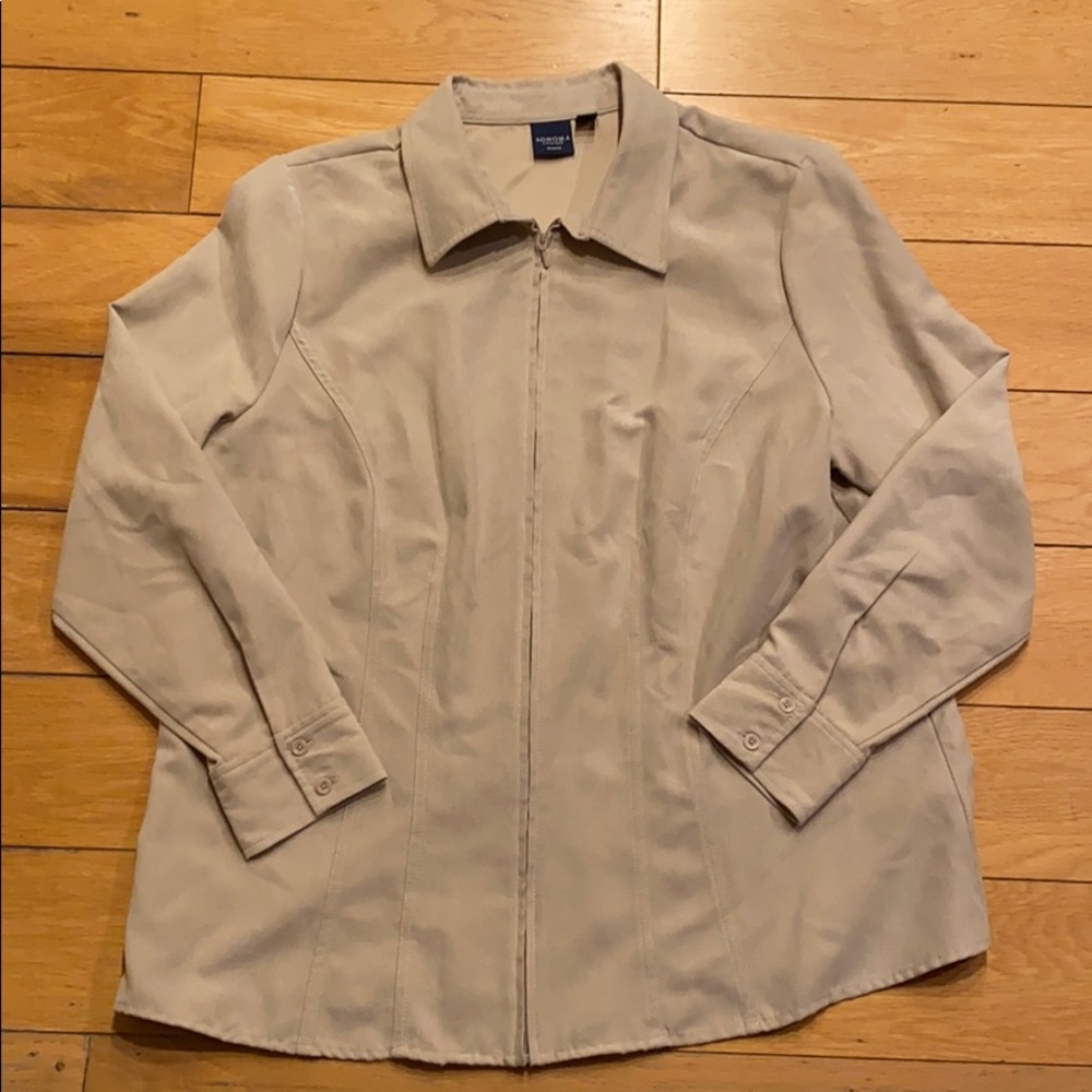 Light weight jacket